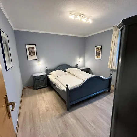 Lindenstr_ 20 Eg_re Wg_4 Апартаменты Цингст